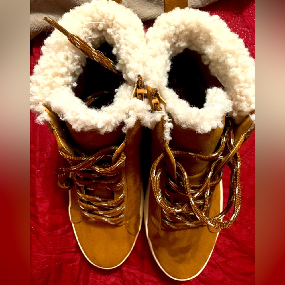 Women’s boots